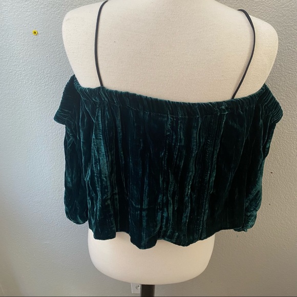 TOPSHOP green velvet off shoulder top NWT 4 - Picture 5 of 7